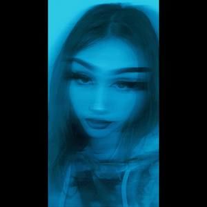 Meet your Posher, Anahi